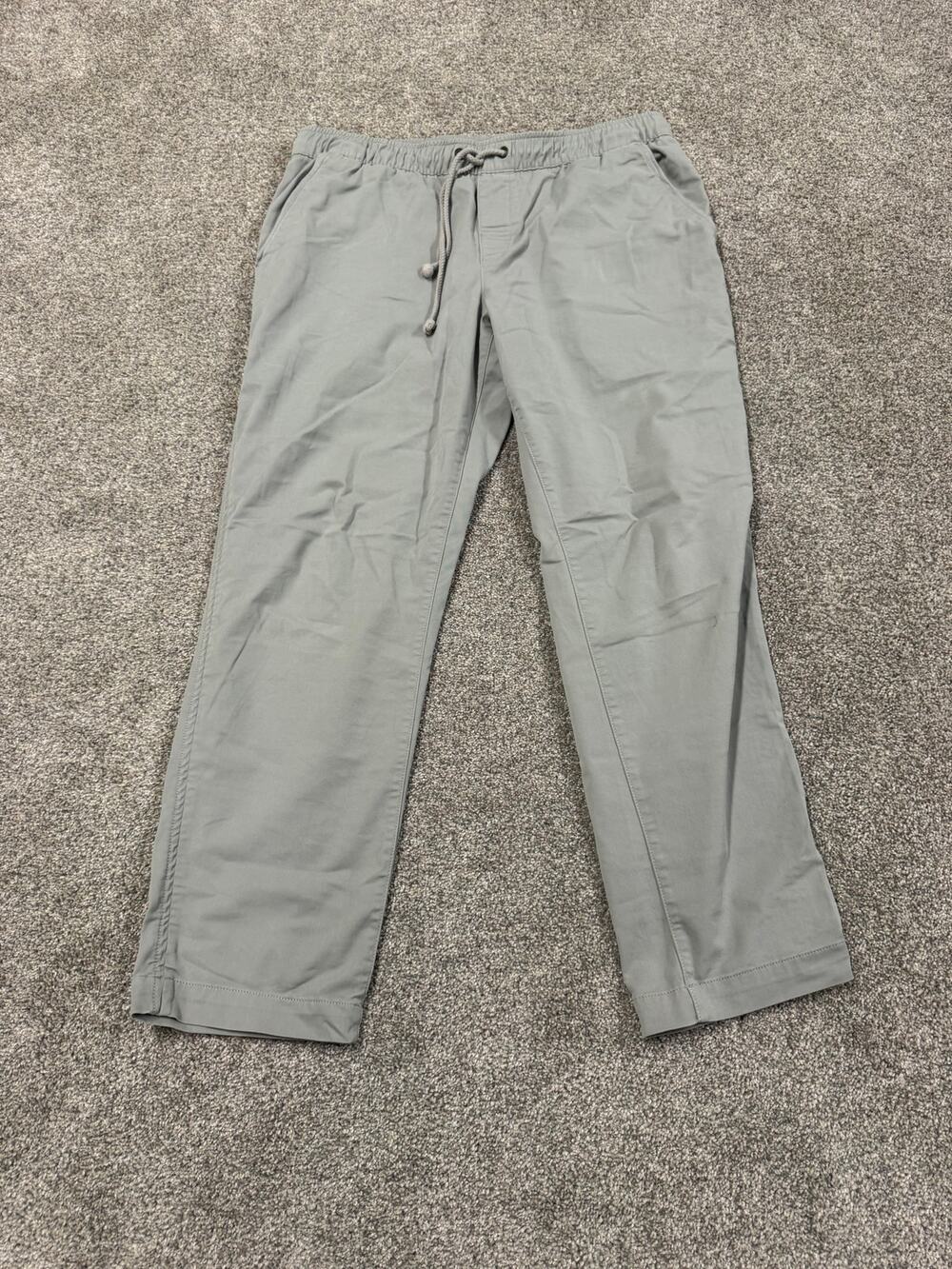 L.L. Bean Men's Light Gray Drawstring Chino Pants